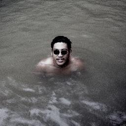 uneee_'s profile picture. 