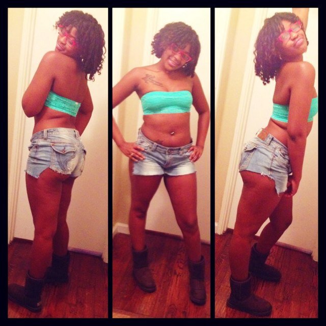 Pretty girl with an bright future ✏ College girl *HindsCC* #Taken #doll face FWM ✌