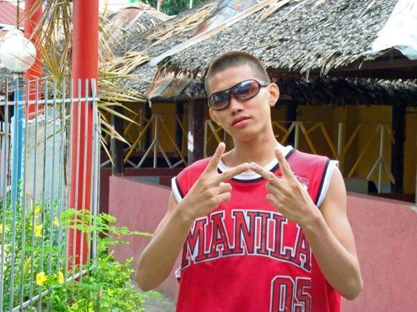 rjdomalaon22's profile picture. 