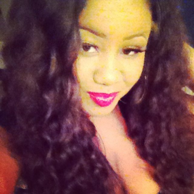 His cool ass bitch im from the westside thats the best side , i rather be rich than famous Queen bee,Offcial Member of @TeamBigTitties