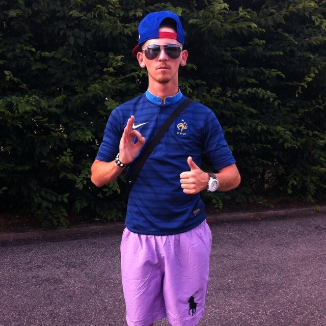 L'handik tah le décorticeur d'M.C. #FNK POIZ c'est mon grand frère.                           #Rap. #Rimes. #Flow. #Foot