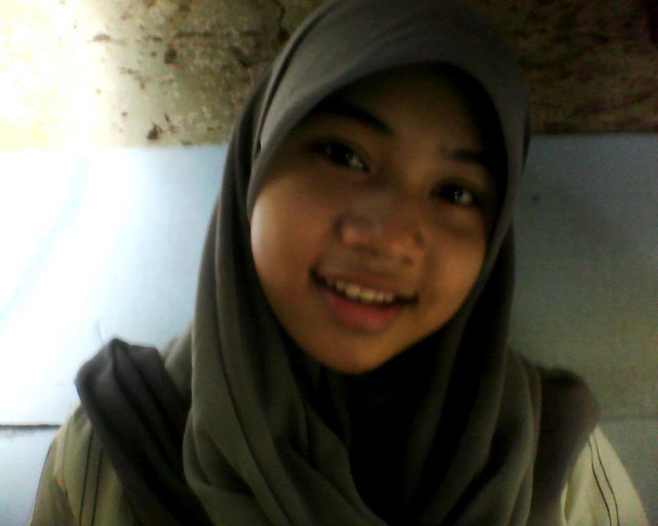 ryanti02's profile picture. hey, benim adım Rianti desvi. Yaygın vivi denilen ..
Sizinle tanışmış olmaktan mutluluk :)