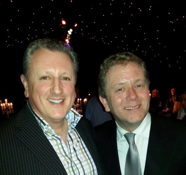 pato .. Wannabe 'Gordon Ramsey' .. lover of fine swines & all things electric .. and Dean Martin fan .. mange tout Rodders ..!!