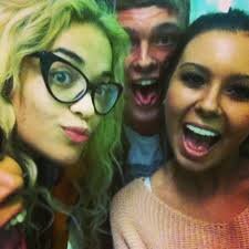 ukemesta997's profile picture. La distancia no es cuanto nos separamos, la distancia es si no volvemos.