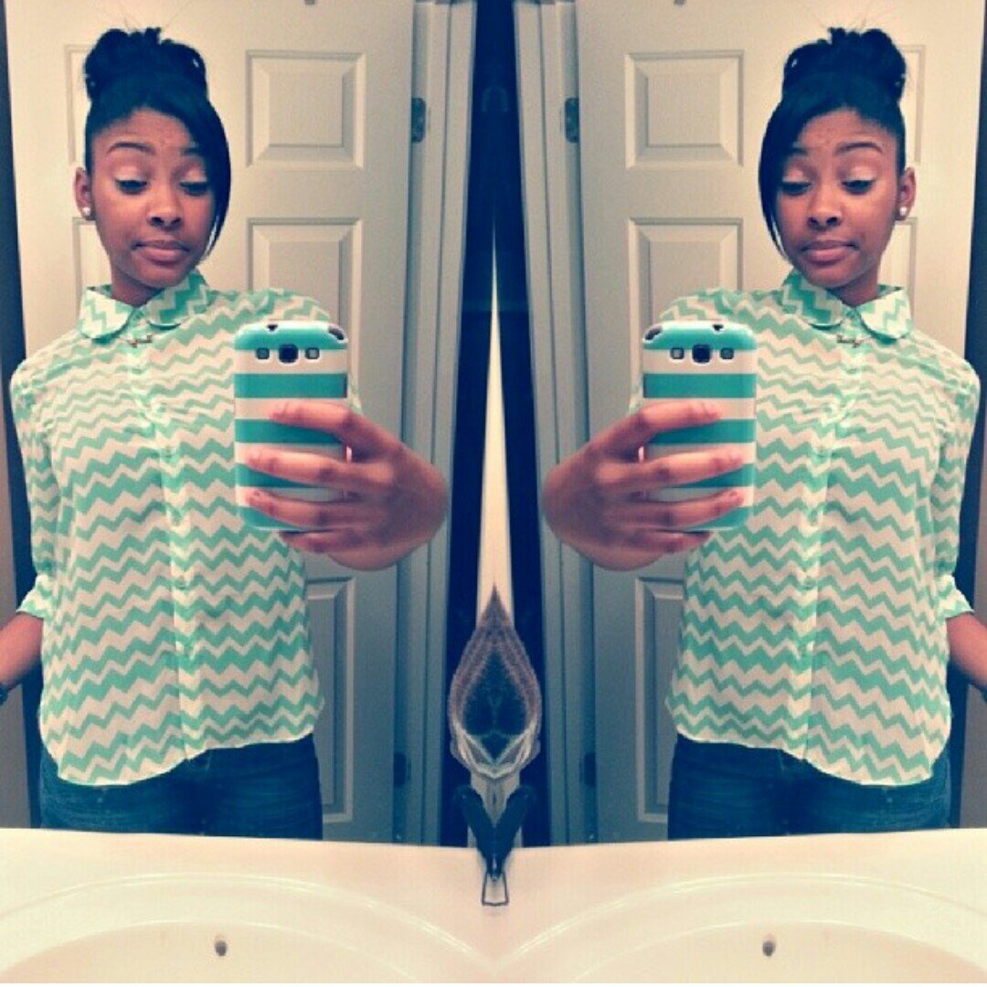 Follow Me ♥ Enjoy every moment you have , because in life, there are no rewinds, only flashbacks ^_^