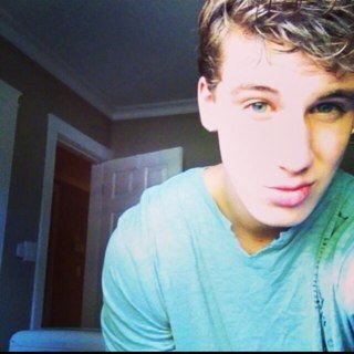 im boy directioner, arianator, swiftie, belieber, selenator but im human so please respect me and my idols.. #overloadFollowed#21Followed