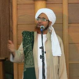 مختارات من الكلمات التي ألقاها الحبيب عمر بن حفيظ في دروس ارشادات السلوك في دار المصطفى....ملاحظة:*هذا الحساب تابع لمحبين،وليس لادارة دار المصطفى*
