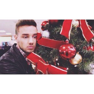 you got a free follow! follow me here @snoriniam x