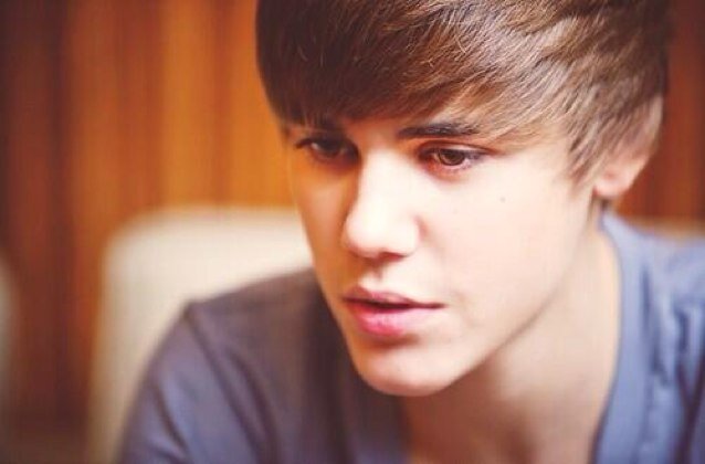 Loving @justinbieber since 2009. IS OUR FUCKING IDOL, PLEASE, FOLLOW US.