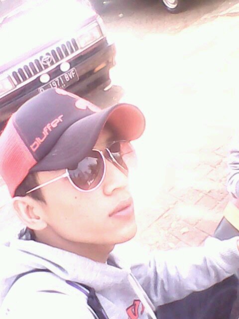 ABeozee's profile picture. Bangkit dari SEGALA  keterpurukan & jgn mau klah dgn kradaan TANGERANG_UCT.