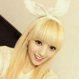 Shin Yoonjo. A part of @xCrazyPlanetRP™ • Power: Frost. Magnae wanna be O ^ O #helLOVEnus