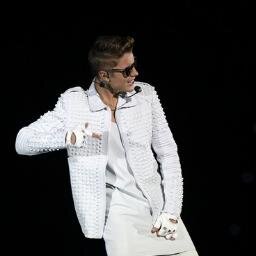 You hate Justin Bieber,I hate you!You respect JB,I love you!You are a fan of JB, you are my best friends!You are a belieber,We are family! █♥█ CANADA █♥█
