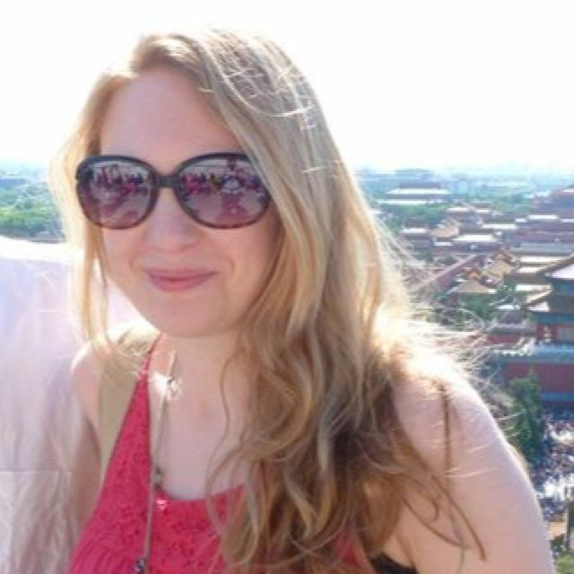 BBC Journalist. Producing The Briefing Room. Often on More or Less. Produced Dear Daughter - winner at the British Podcast Awards 2022. Views are my own