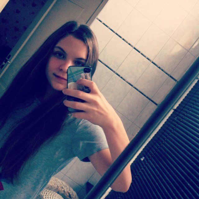 Stay strong ∞ single ∞ karma is a bitch ∞ friends ∞ Charlie r.i.p 23/09/11 ∞ ponyparkcity ∞ animals ∞ Segbroek ∞ insta:  @xkissnat