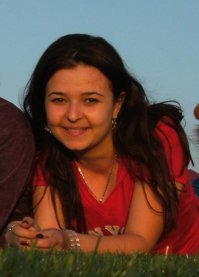 MadalinaCbnc's profile picture. 