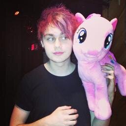 free follow bc ily - @wait5soswho