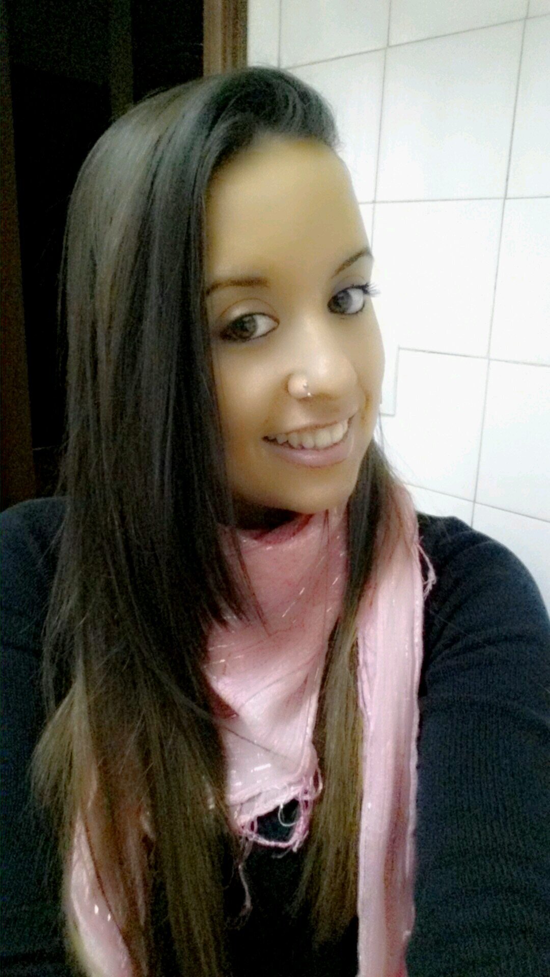 Quiéreme cuando menos me lo merezca, sera cuando mas lo necesite !