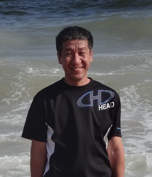 昔は芝居もかじってたけど、今は一人娘の父親として自動車を造り、祭に興じて、自分探しを継続中です