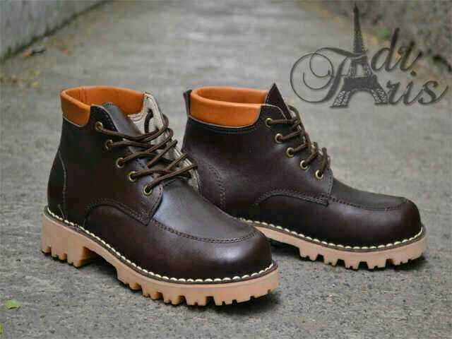 Menjual Sepatu pria,celana jeans pria,celana surf pria,kemeja pria. Cp : 224054b9