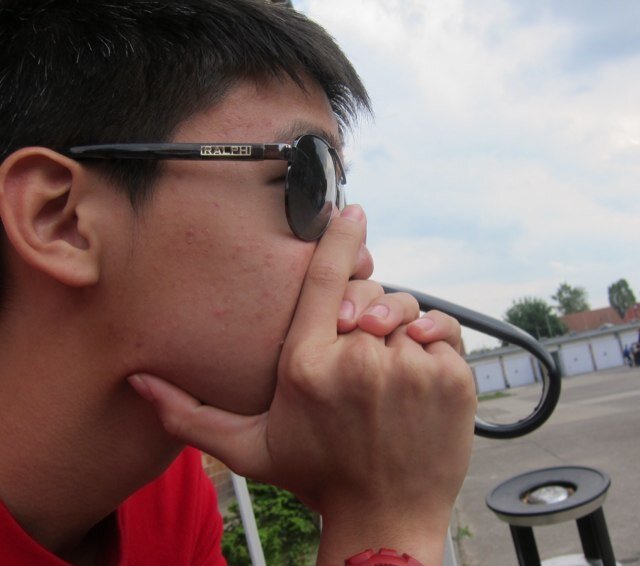 WimpyWallace's profile picture. Staring at the Moon