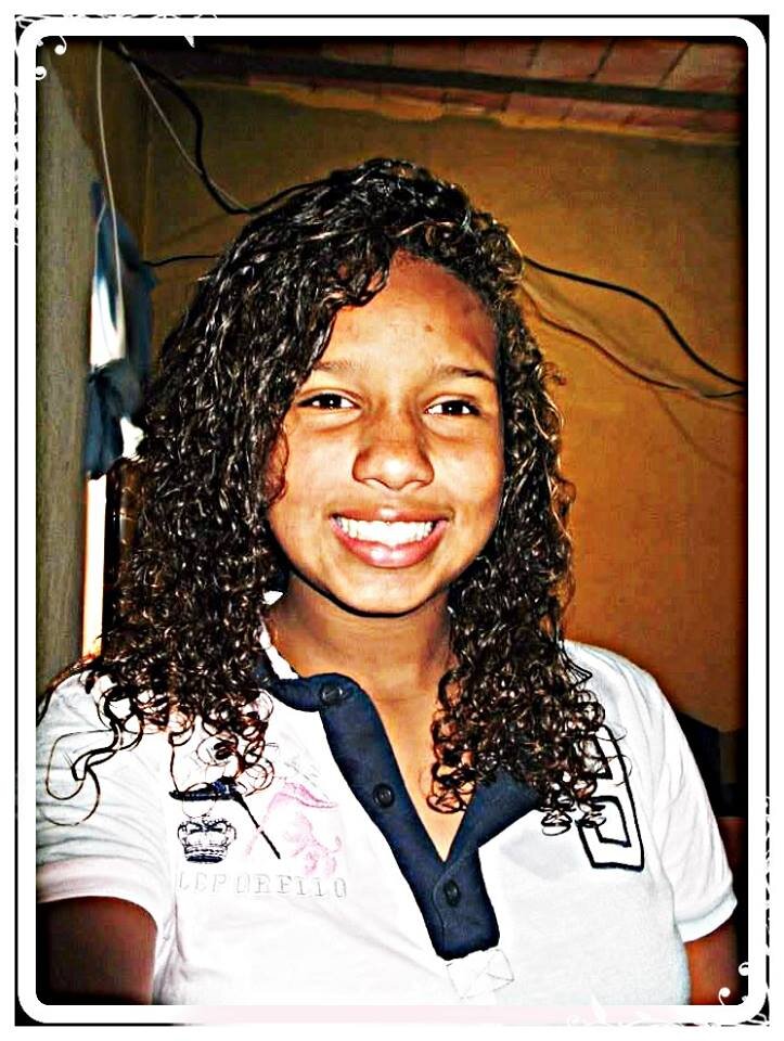 A alegria adquire-se. É uma atitude de coragem. Ser alegre não é fácil, é um ato de vontade...