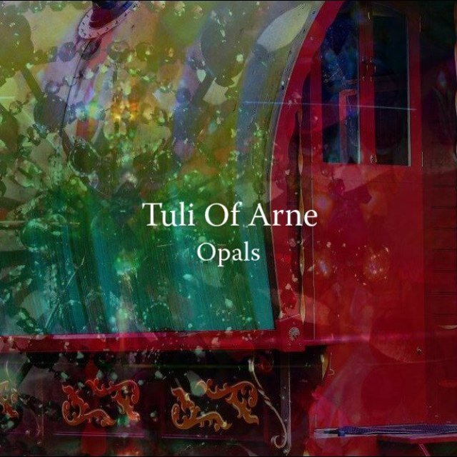 A musical duo of vocals and piano playing a mash up of folk, blues and pop from Essex.