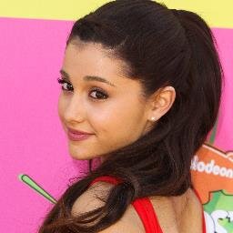 ARIANA GRANDEXXXXXX3 U R MY INSPARATION! I LOVE U SOO MUCH!3