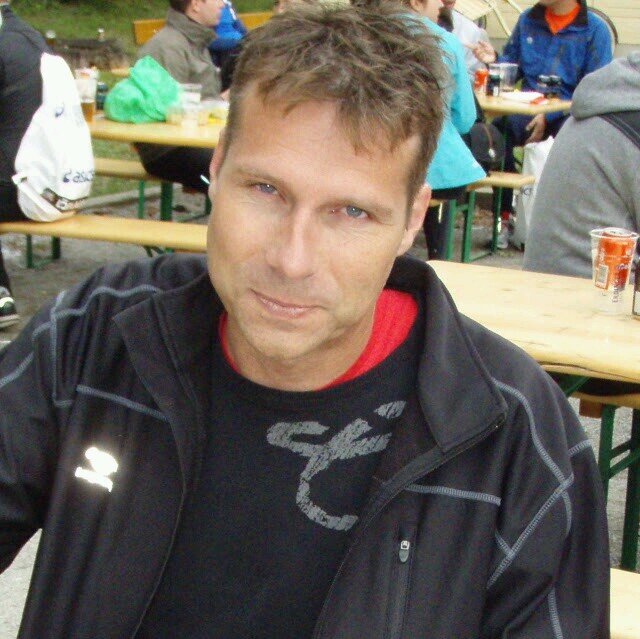 Curious dad who loves the possibilities for change. Medicinal chemist and entrepreneur with a passion for projects to improve the environment and society.
