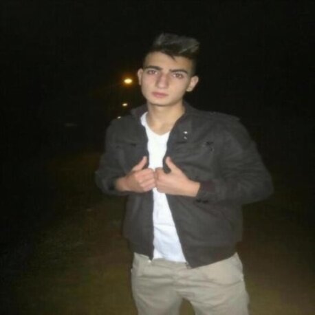 .مواطن محب لبلده. دكتور بالحياة منص لاته مجرد إنسان لك مني الوفاء ولاتخالط بين شخصيتي وإسلوبي فشخصيتي أنا وإسلوبي يتوف عليك