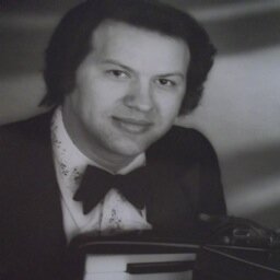 Ukrainian-American Patriot. Concert Accordionist.
Stage Name: Robert Bohdan