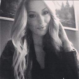 Freelance Makeup Artist • Graduate from Blanche Macdonald