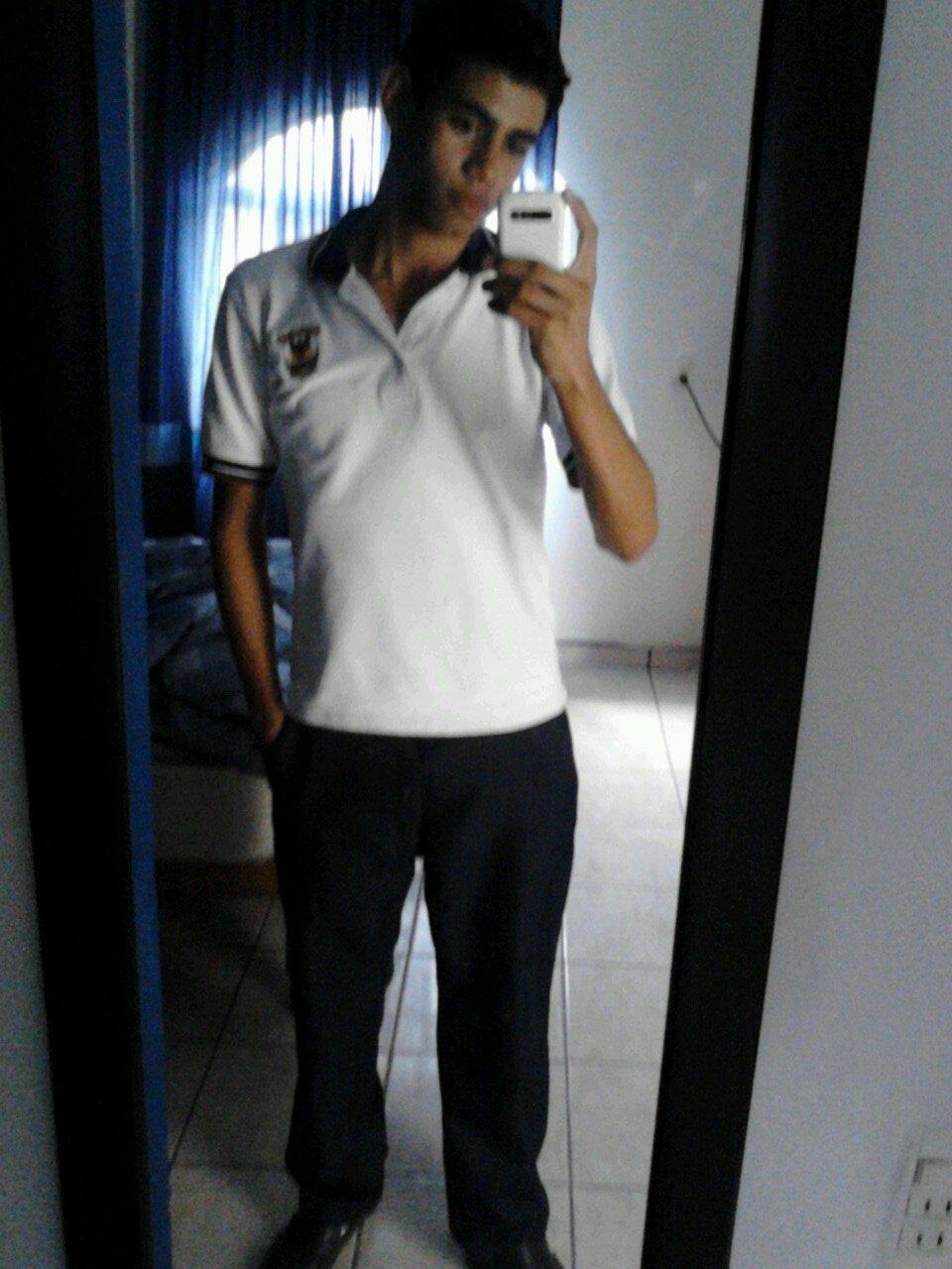 Hoy es un DiA mEjOr, El cIelO tIEne color:3 ,eN el @ire Se rEsPira el amor:3:*