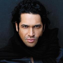 Fan page devoted to Italian dramatic bass-baritone opera singer Ildebrando D'Arcangelo.