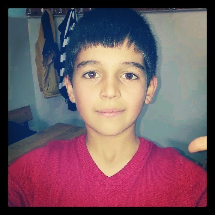 BENİ ESKİLER TANIR YENİLER ÖRNEK ALIR GÖRENLER ANLATIR GÖRMEYENLERDE GÖZLERİNİ KAPATIP HAYAL ETMEKTE KALIR... ▬▬▬▬▬▬▬▬▬▬▬▬▬▬▬▬▬▬▬▬▬▬▬ ADEM KALKAN TAKİP ET :D B