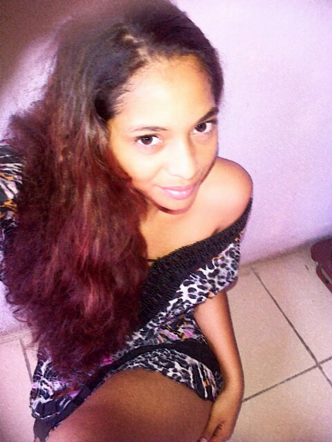 Solooo alegrias  y ndaa d trsteszs :* hay que difrutar al maximo :)