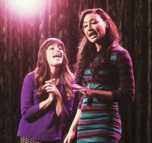 I ♡ Spain and NYC , @msleamichele , @ddlovato (lovatic) and I ♡ @Nayarivera so much #Nayaholic #Gleek #Brittana #PezBerry #Heya #Riverchele