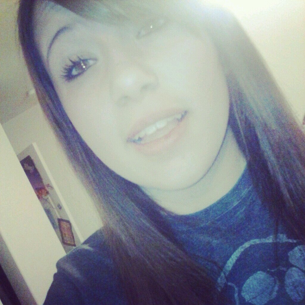 taken!(: 11~24~13 I'm a little weird and i like to skateboard!(: