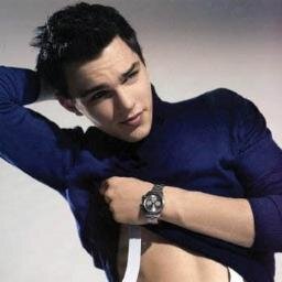 19)human*single*family member of the Hale's *Rp* brother:@Damn_Hybrid