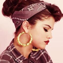 SWEET Selena Gomez is all about posting random pictures of Selena Gomez! I love other celebrities too! If you like my twitter follow me @GomezSweetdaily! #Smile