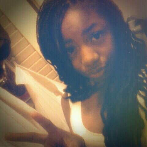 Trinity_Gardner's profile picture. ayee thiss trinity here,  i like meeting new people && im real coo! ! ..justt foollow & i follow baqkk .!