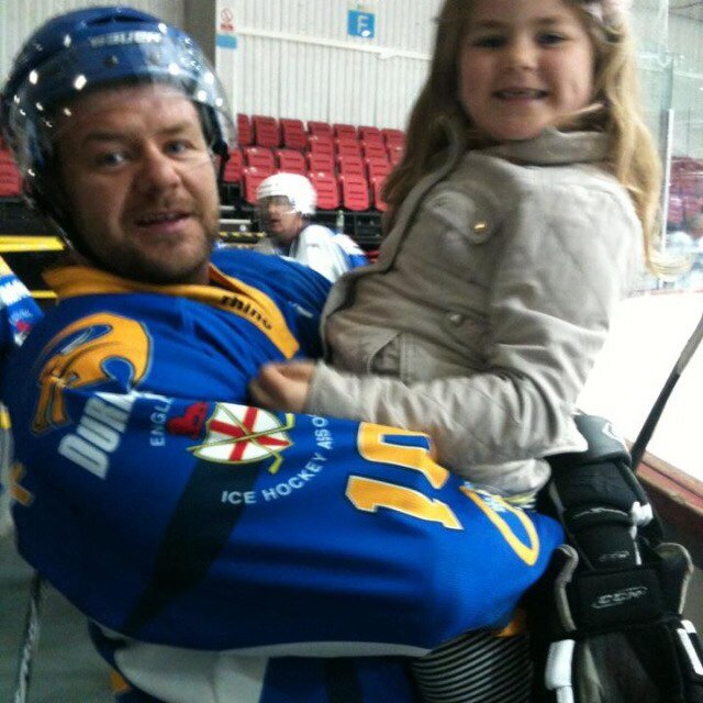 Iceneve's profile picture. forward for the durham dragons