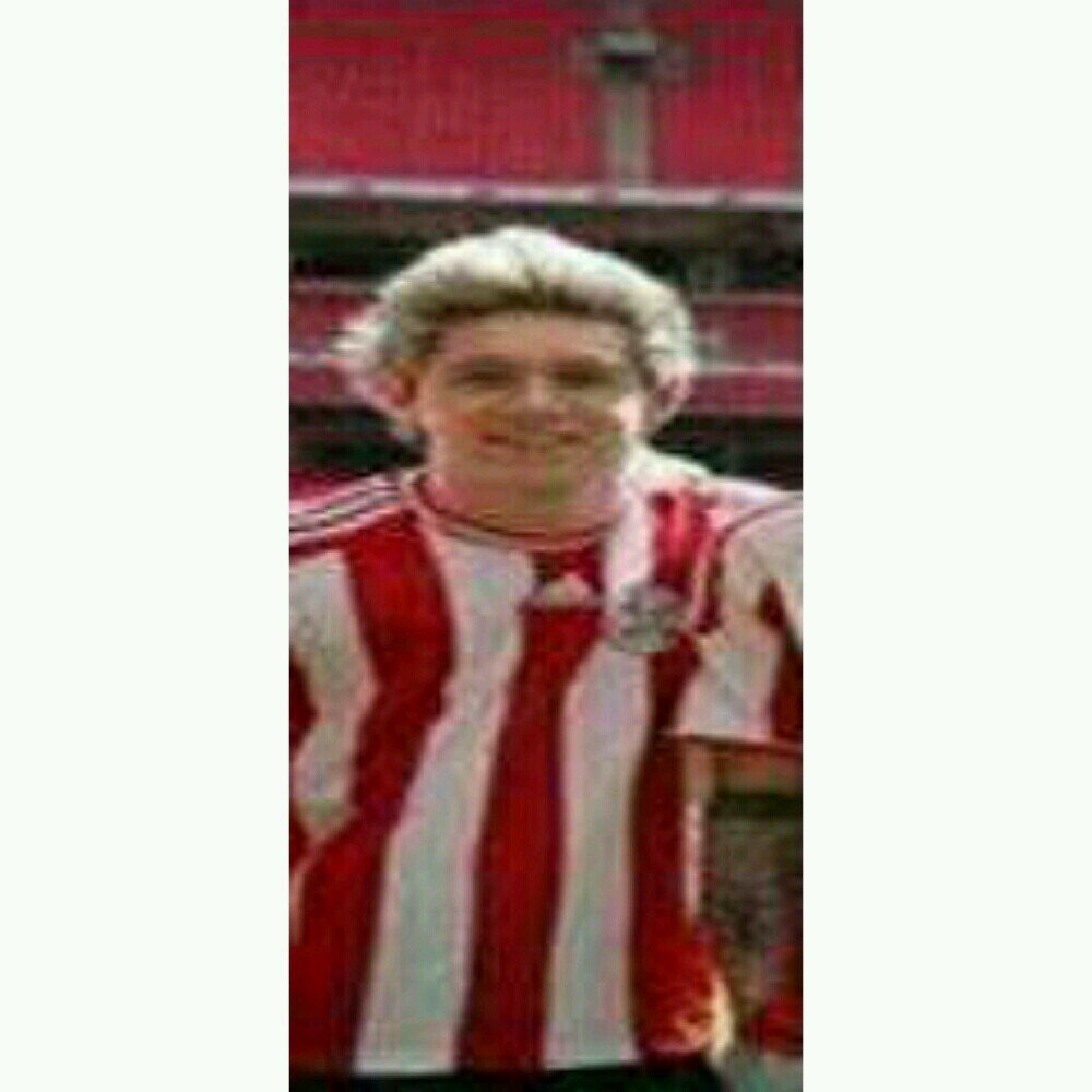 We are the official fan club of @niallofficial  PARAGUAY Follow if you directioner! or if you like Niall. Aqui estan los fans paraguayos de Niall.