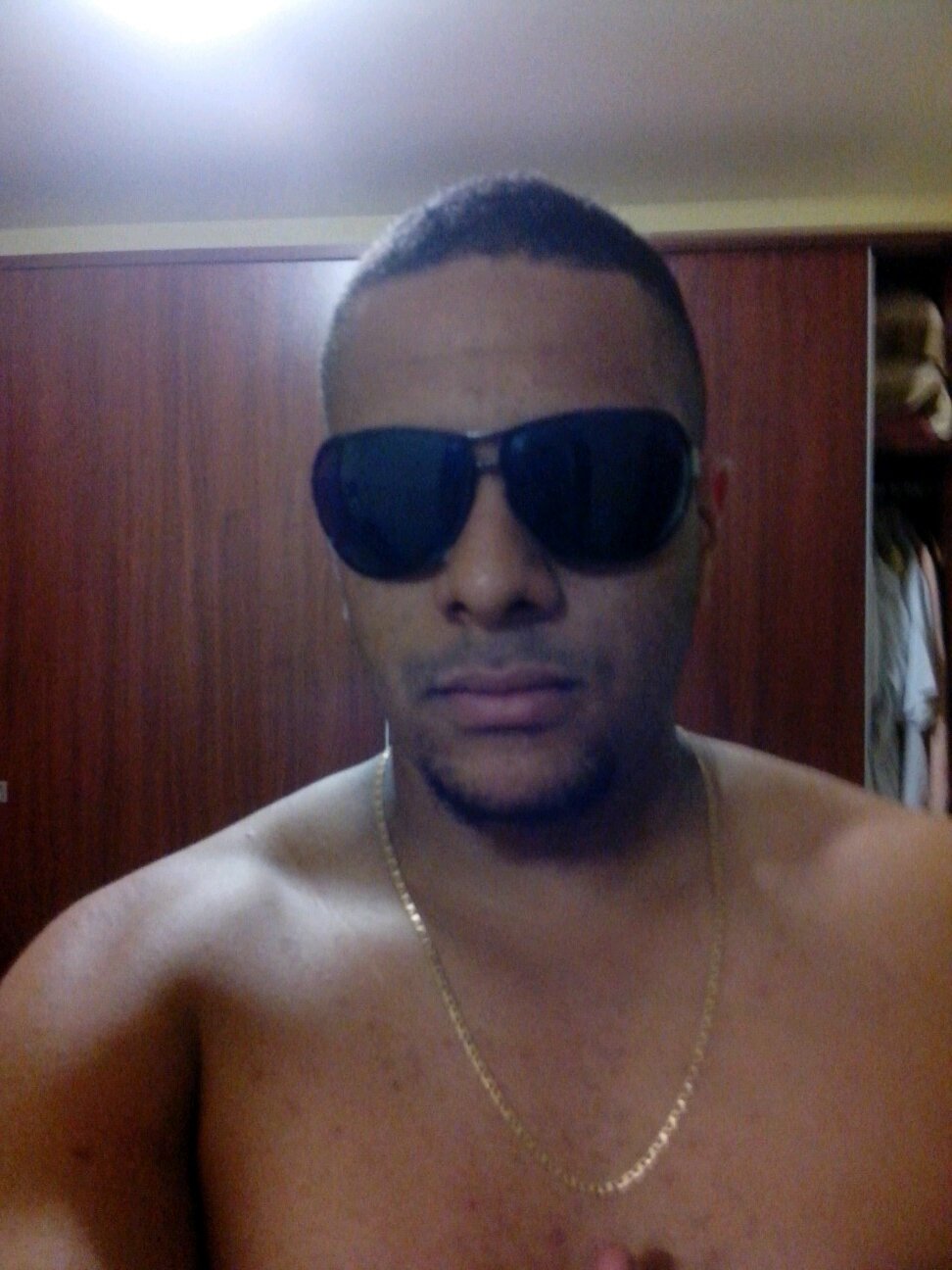para me conhecer mais 
facebook:http://t.co/LP0gqldMlk…