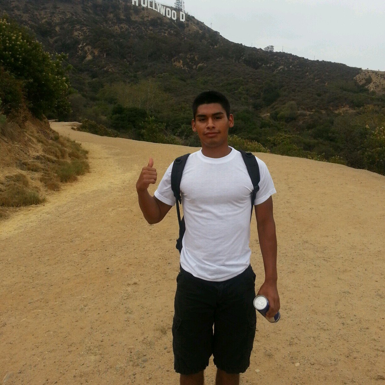 Just joined,  hiking addict: varsity soccer: athletic:gym:senior at mclc
