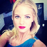 Teenie Cally (@mccreacvz) Twitter profile photo