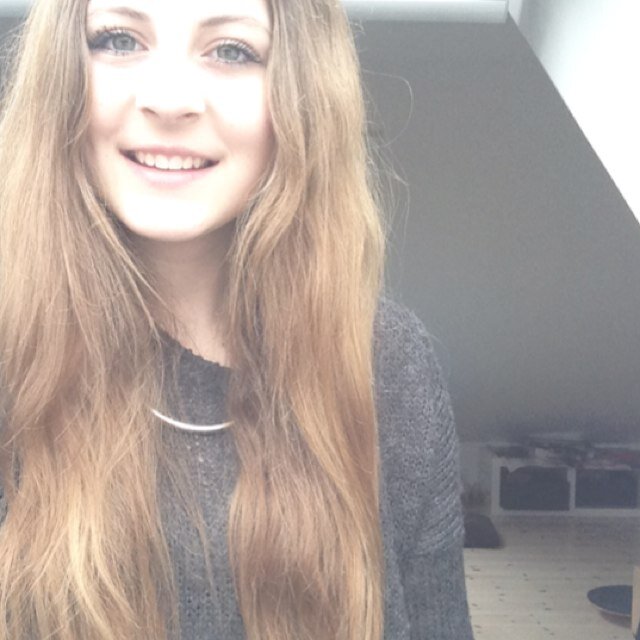 Girl • 15 • denmark