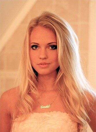 If she's a little jealous, that means she cares. DM me ;) xo
