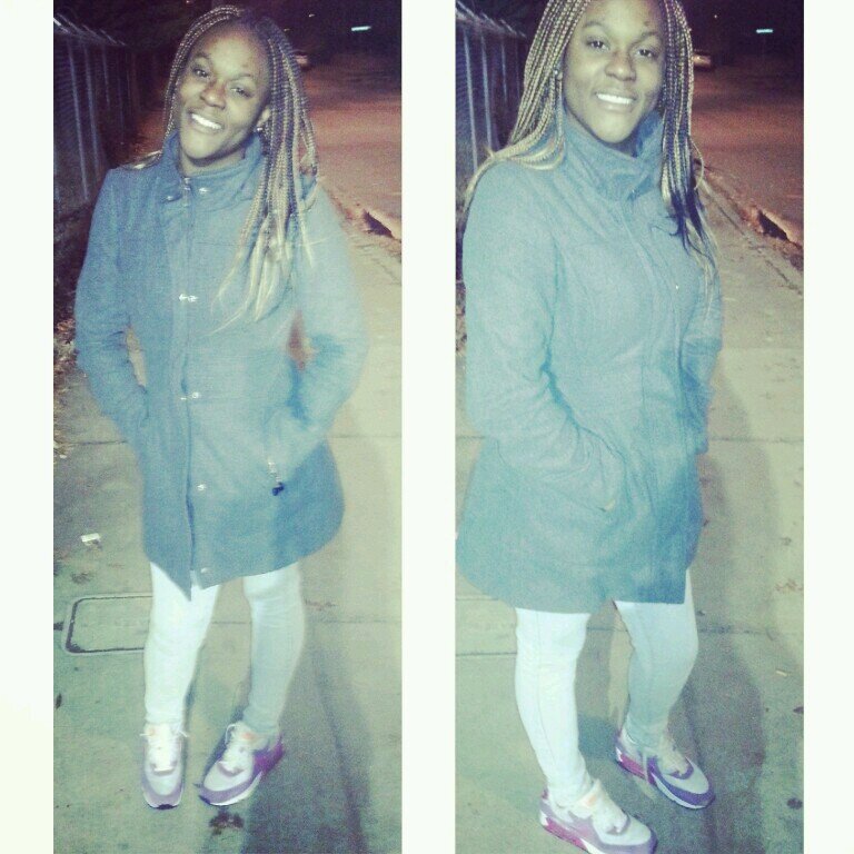 DNT REALLY LIKE BEING WIT A LOT OF BITCHES STAY TOO MYSELF ND CHILLING