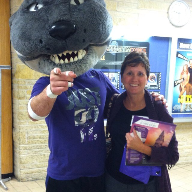 KNEA Uniserv Director. K-State Grad. #EMAW