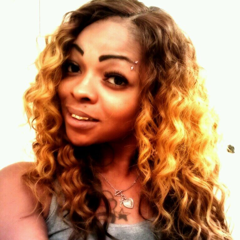 Follow me on #IG @minaj_november_thirteenth_1989